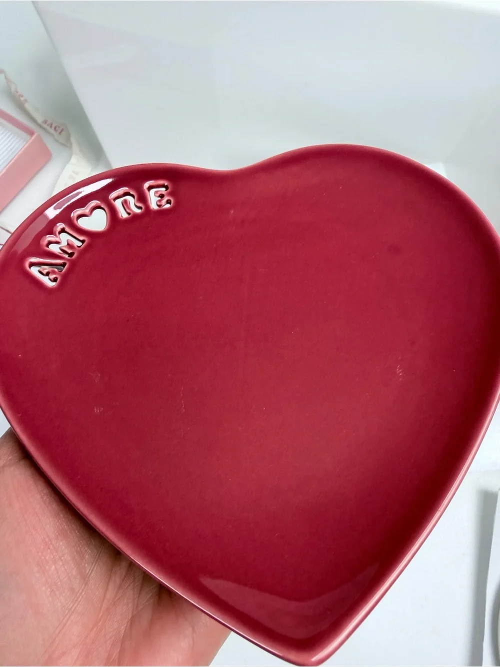 Williams-Sonoma Heart Plates Set of 4 Amore Love Baci Je t’ Amie in Box